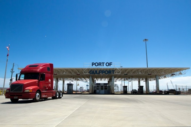 port of gulfport sign